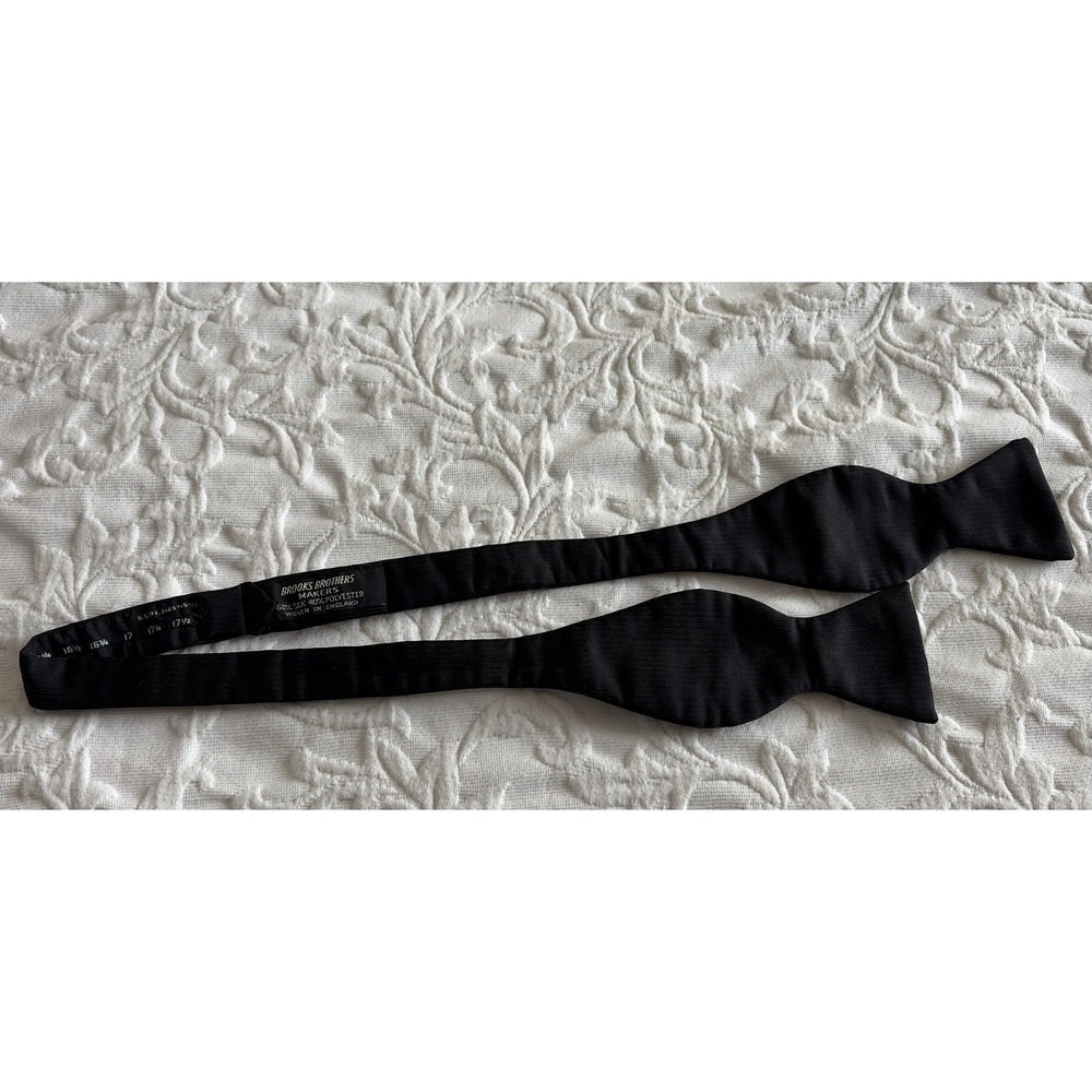Vintage Brooks Brothers Makers Silk Blend Bow Tie Black Formal Woven In England